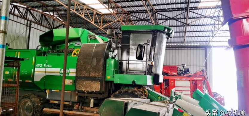 邢思濤:宗申豐裕玉米收獲機作業效率高,收倒伏玉米能力更強